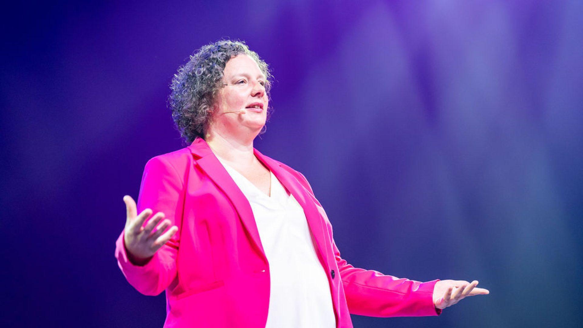 Lezing 'Van kameleon naar je unieke kleur.'